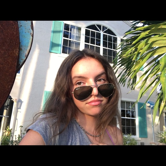 Meet your Posher, Arianna - Picture 1 of 1